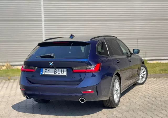 BMW Seria 3 320d xDrive Sport Line Shadow