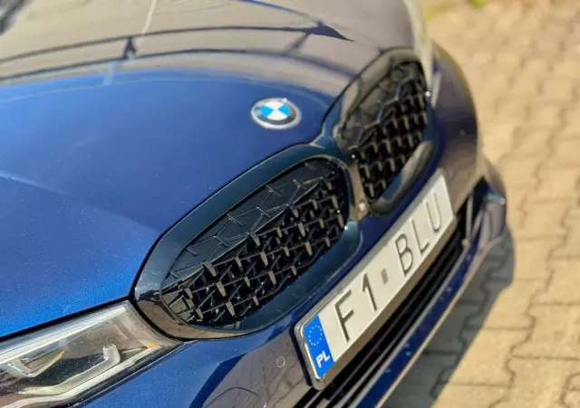 BMW Seria 3 320d xDrive Sport Line Shadow