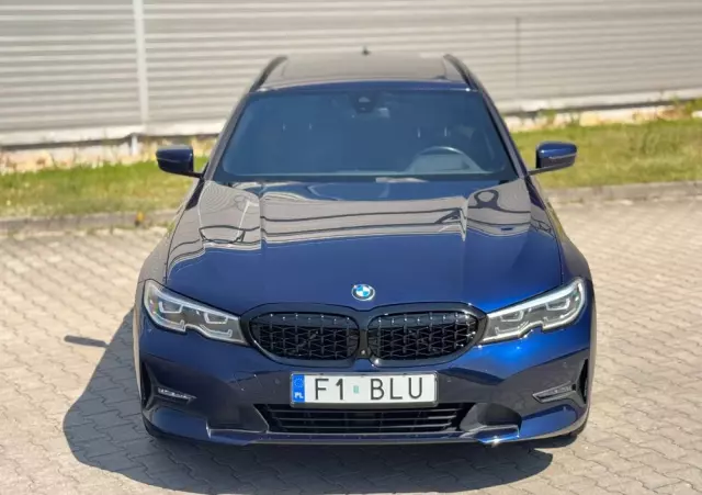 BMW Seria 3 320d xDrive Sport Line Shadow