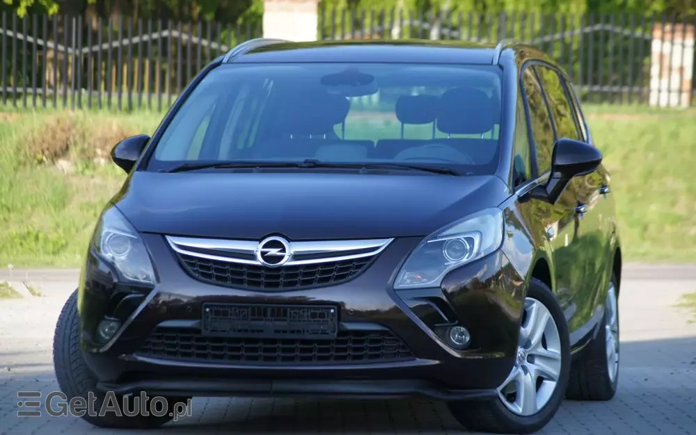 OPEL Zafira 1.4 T Cosmo