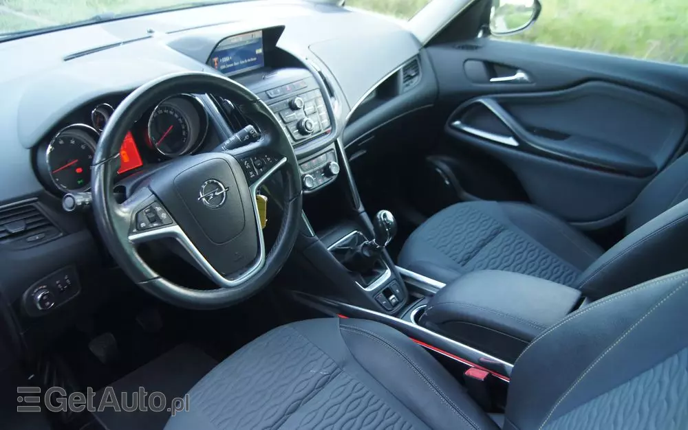 OPEL Zafira 1.4 T Cosmo