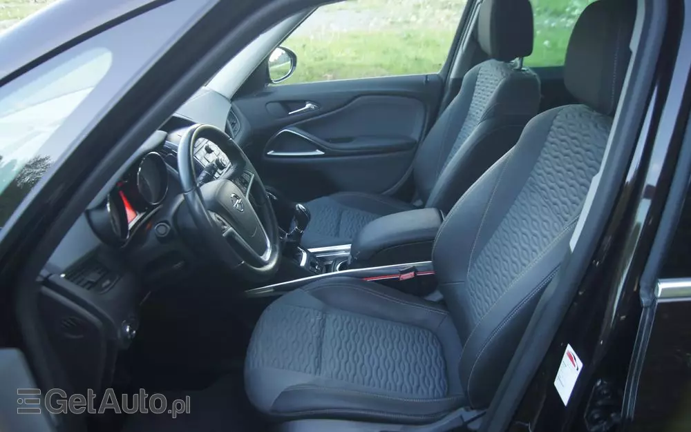 OPEL Zafira 1.4 T Cosmo