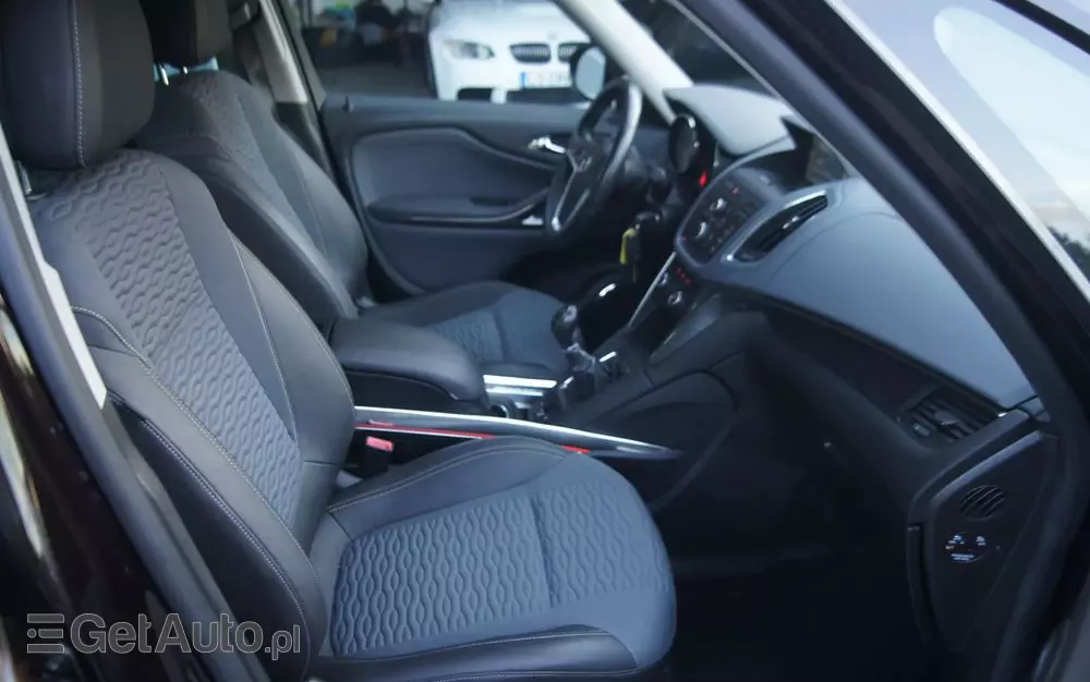 OPEL Zafira 1.4 T Cosmo