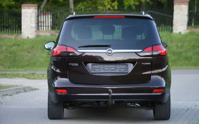 OPEL Zafira 1.4 T Cosmo