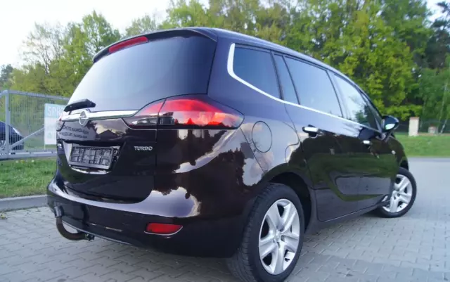 OPEL Zafira 1.4 T Cosmo