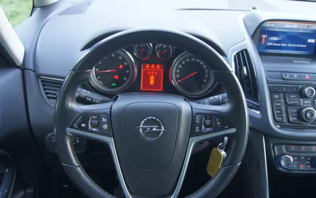 OPEL Zafira 1.4 T Cosmo