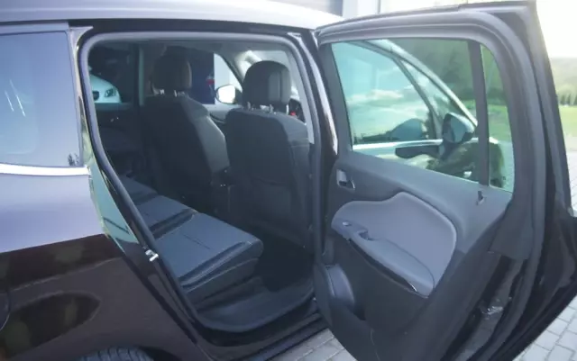 OPEL Zafira 1.4 T Cosmo