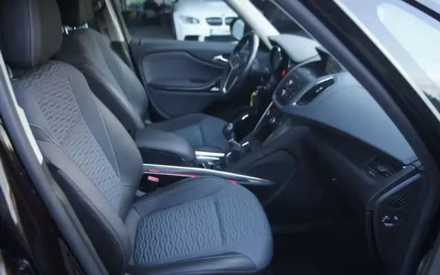 OPEL Zafira 1.4 T Cosmo
