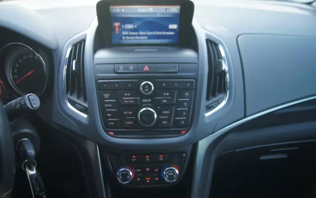 OPEL Zafira 1.4 T Cosmo