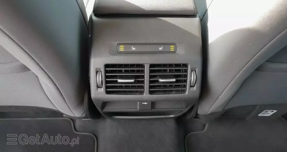 LAND ROVER Discovery Sport D165