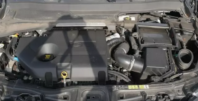 LAND ROVER Discovery Sport D165