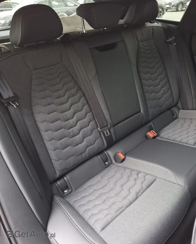 AUDI A6 Sportback e-tron 