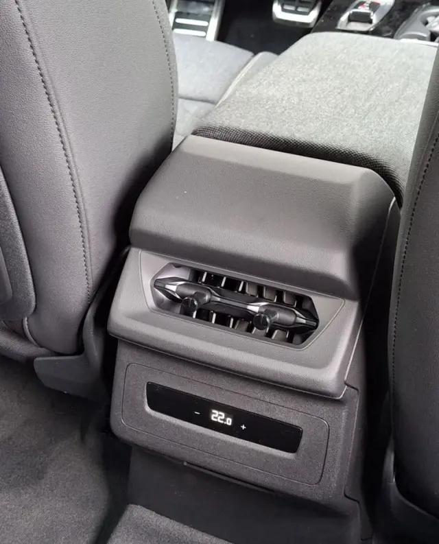 AUDI A6 Sportback e-tron 