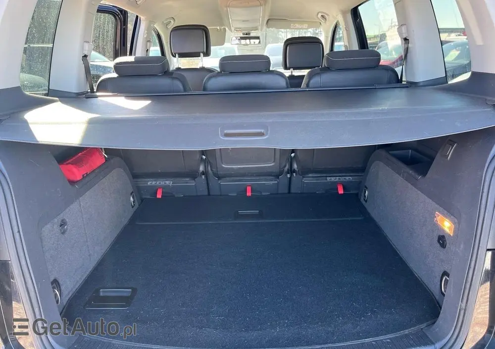 VOLKSWAGEN Touran 1.2 TSI BlueMotion Technology Highline