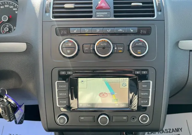 VOLKSWAGEN Touran 1.2 TSI BlueMotion Technology Highline