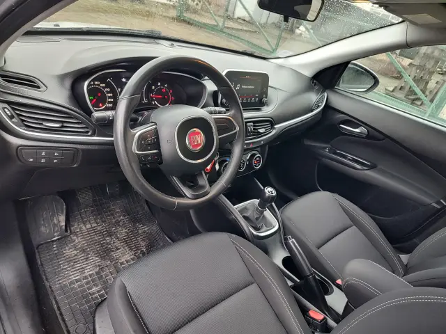 FIAT Tipo Easy
