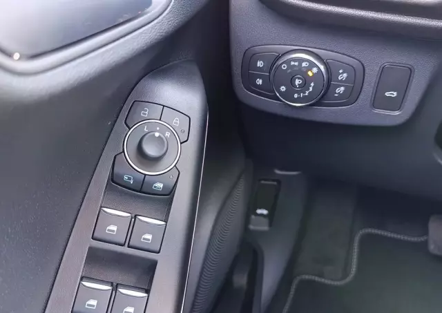 FORD Puma 1.0 EcoBoost mHEV Titanium X DCT