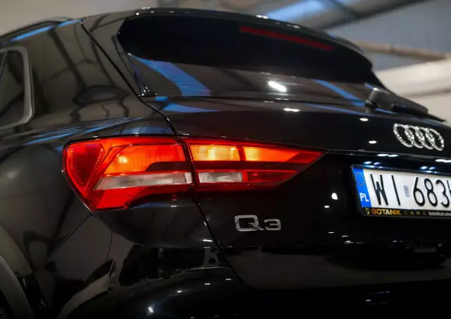AUDI Q3 35 TDI Advanced S tronic