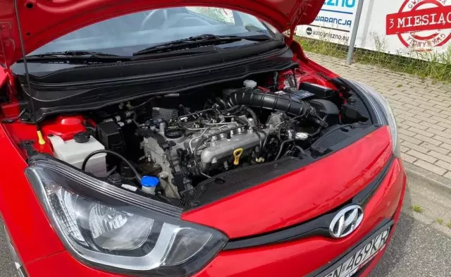HYUNDAI I20 