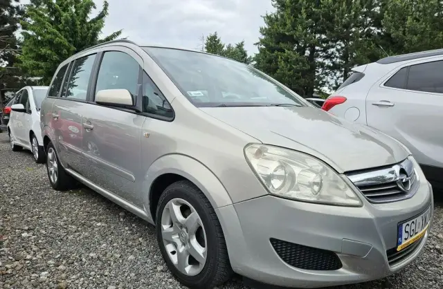 OPEL Zafira 