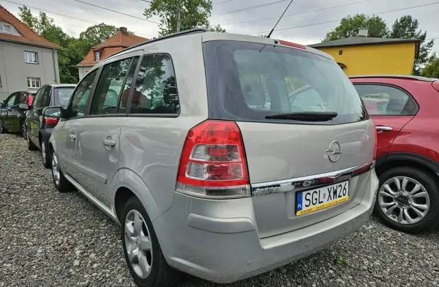 OPEL Zafira 