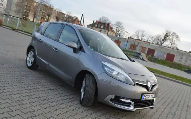 RENAULT Scenic 1.2 TCe Energy Limited EU6