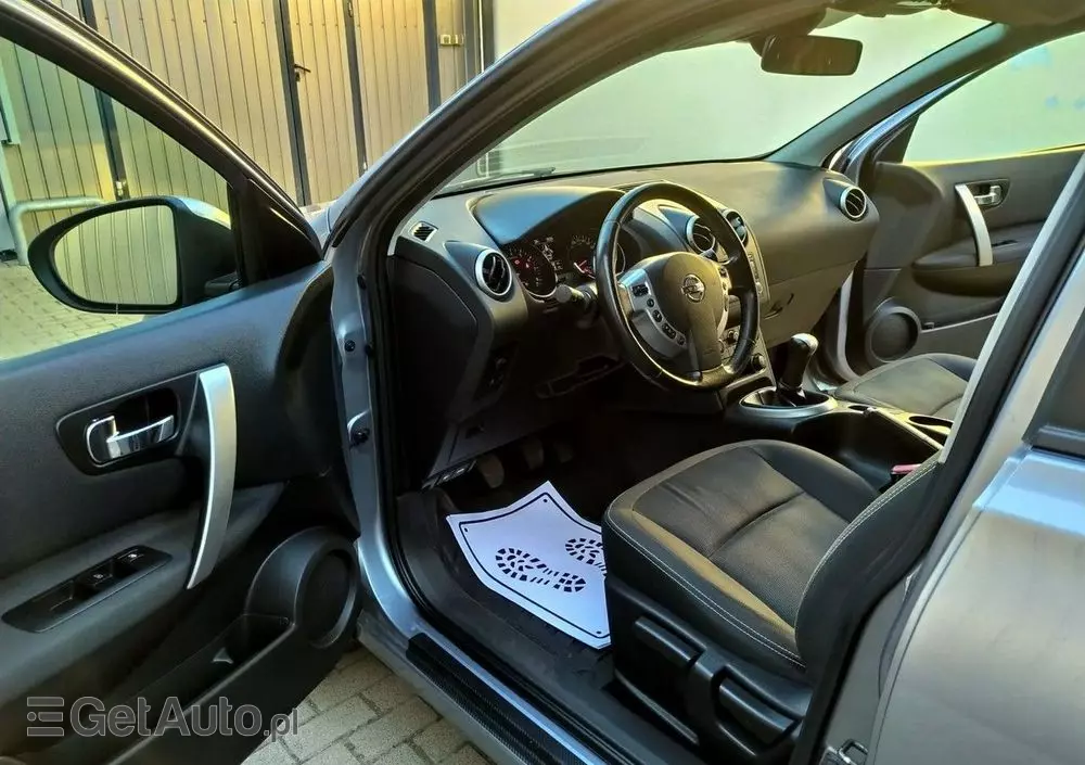 NISSAN Qashqai 1.6 Acenta