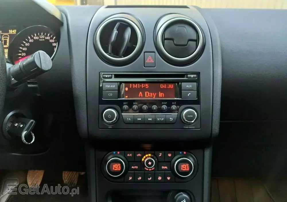 NISSAN Qashqai 1.6 Acenta