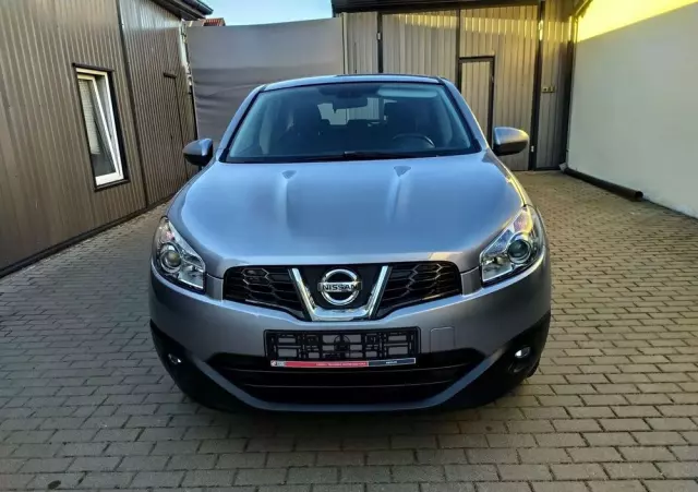 NISSAN Qashqai 1.6 Acenta