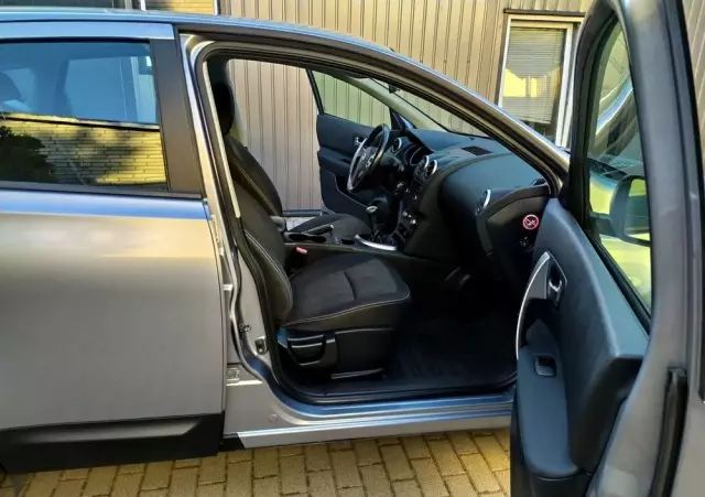 NISSAN Qashqai 1.6 Acenta