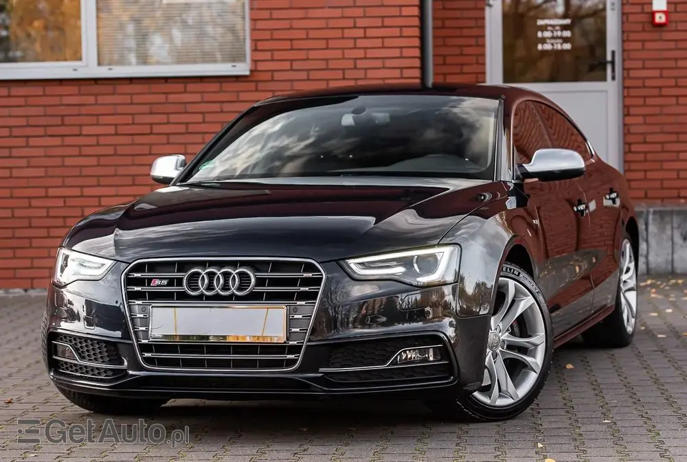 AUDI S5 Limousine 