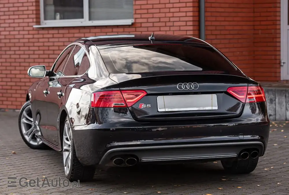 AUDI S5 Limousine 