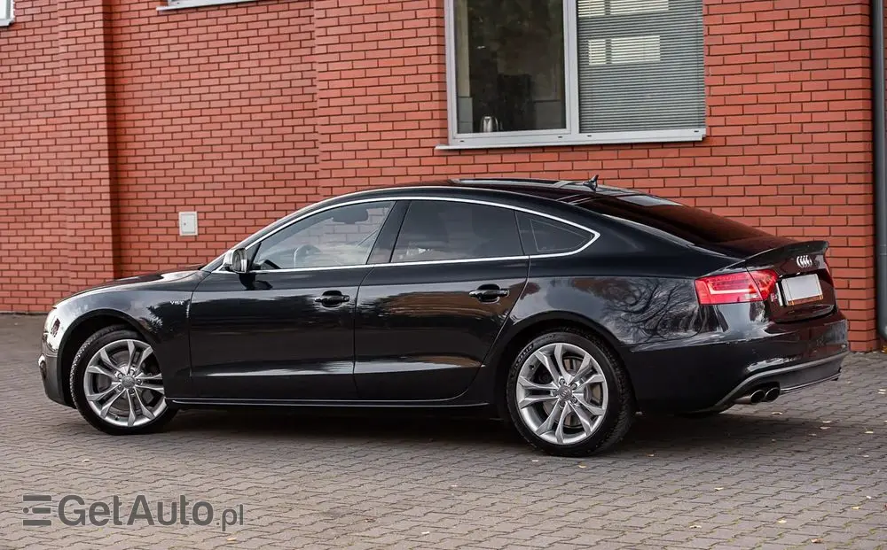 AUDI S5 Limousine 