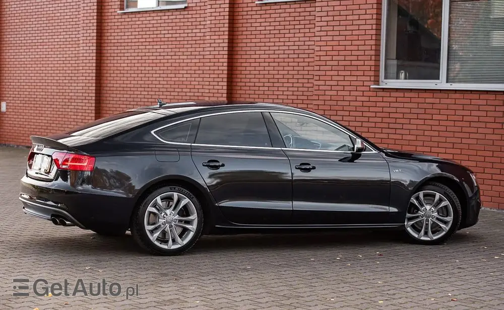 AUDI S5 Limousine 