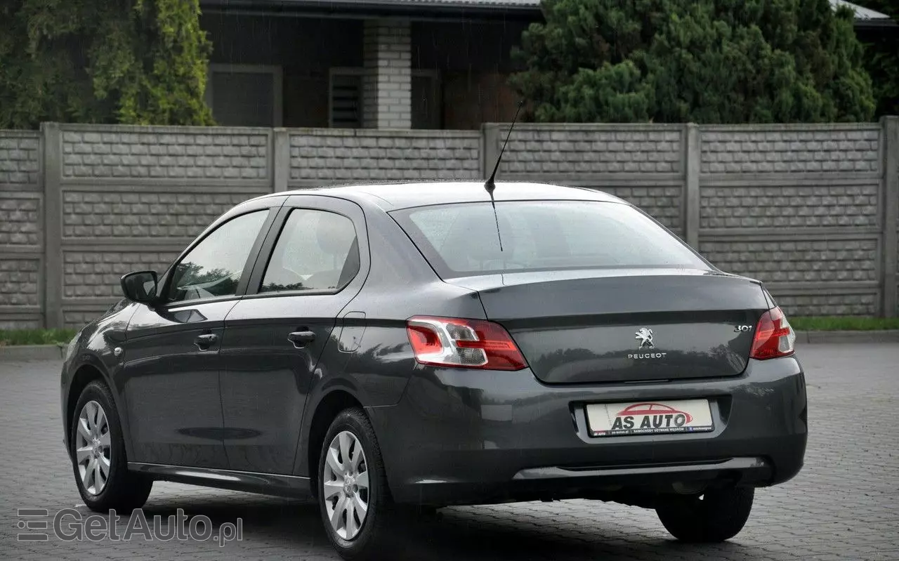 PEUGEOT 301 