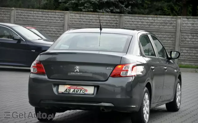 PEUGEOT 301 