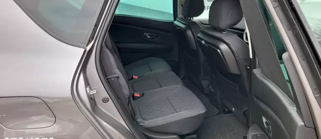 RENAULT Scenic BLUE dCi 120 LIMITED