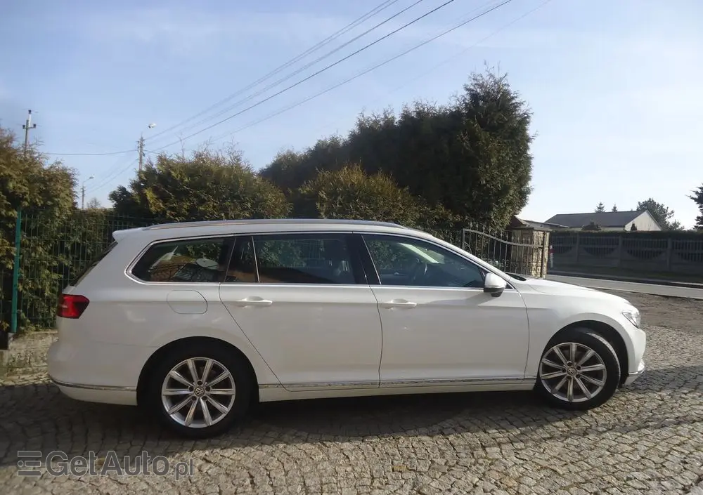 VOLKSWAGEN Passat 1.5 TSI EVO Highline DSG