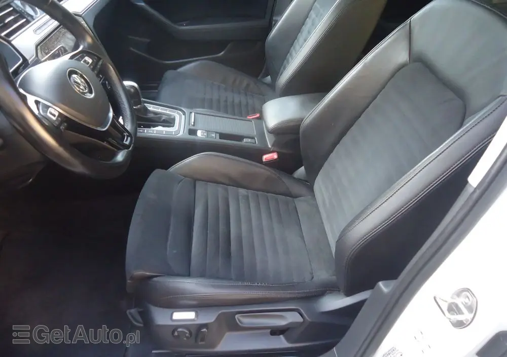 VOLKSWAGEN Passat 1.5 TSI EVO Highline DSG
