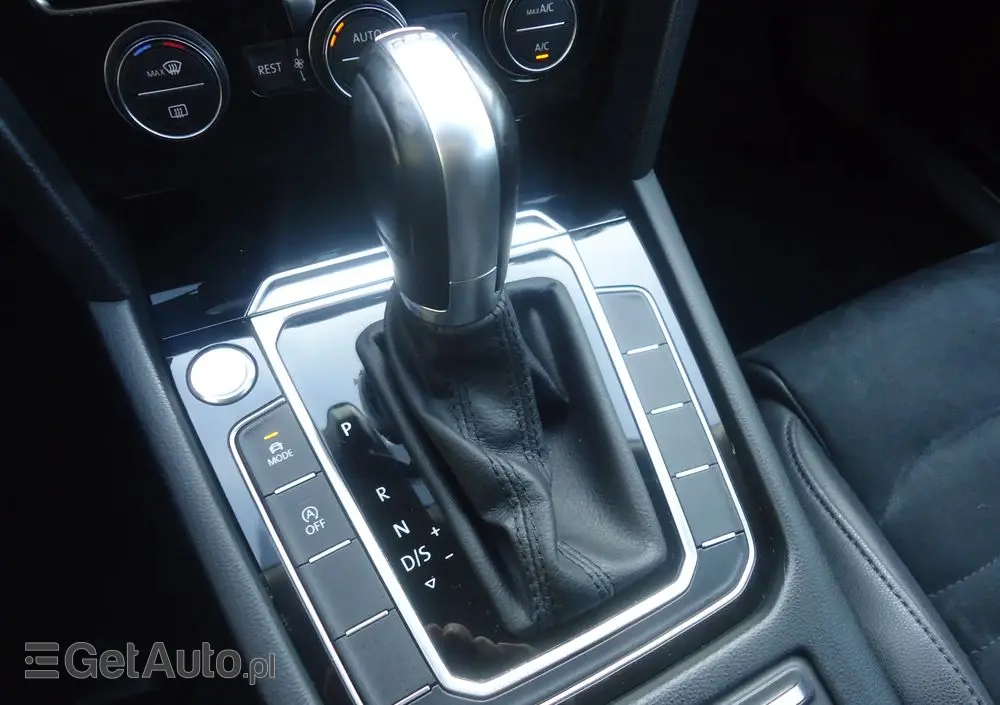 VOLKSWAGEN Passat 1.5 TSI EVO Highline DSG