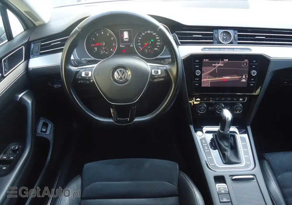 VOLKSWAGEN Passat 1.5 TSI EVO Highline DSG