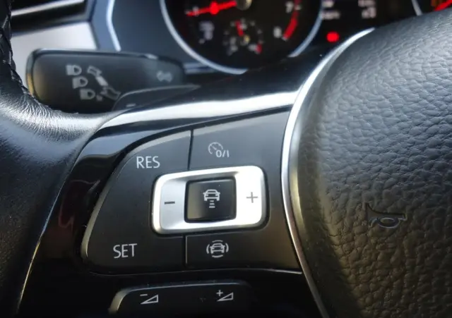 VOLKSWAGEN Passat 1.5 TSI EVO Highline DSG