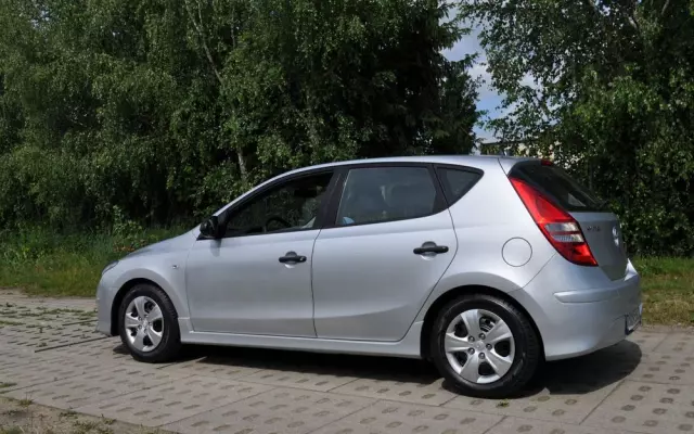 HYUNDAI I30 