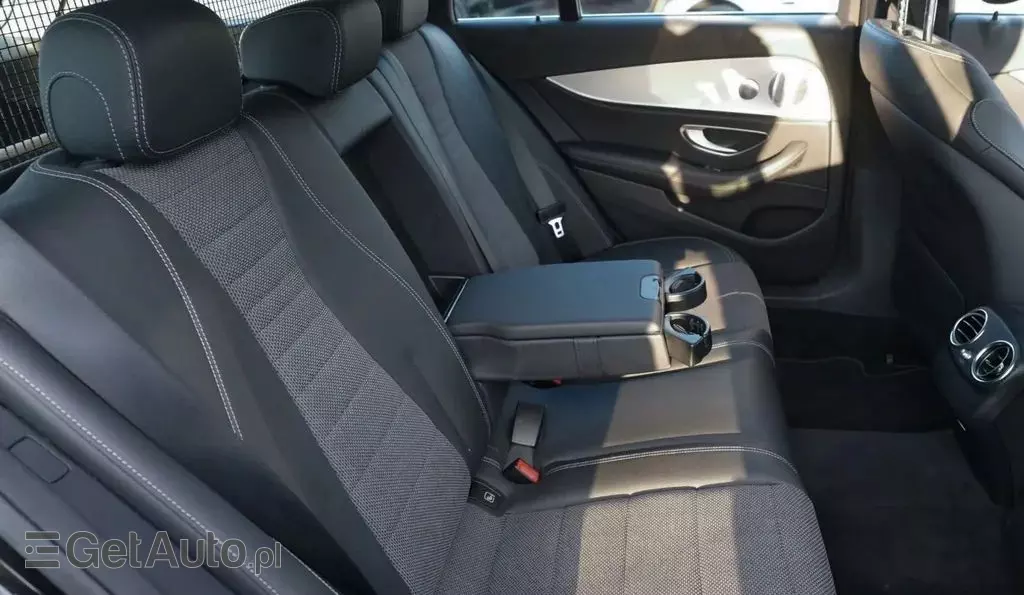 MERCEDES-BENZ Klasa E 