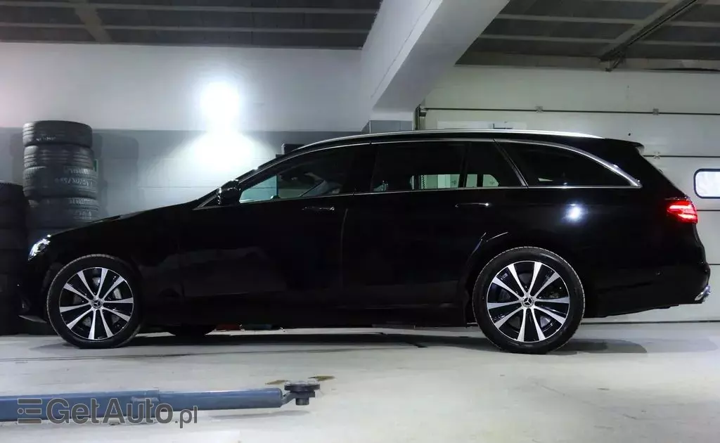 MERCEDES-BENZ Klasa E 