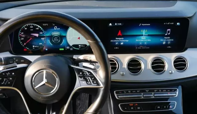 MERCEDES-BENZ Klasa E 