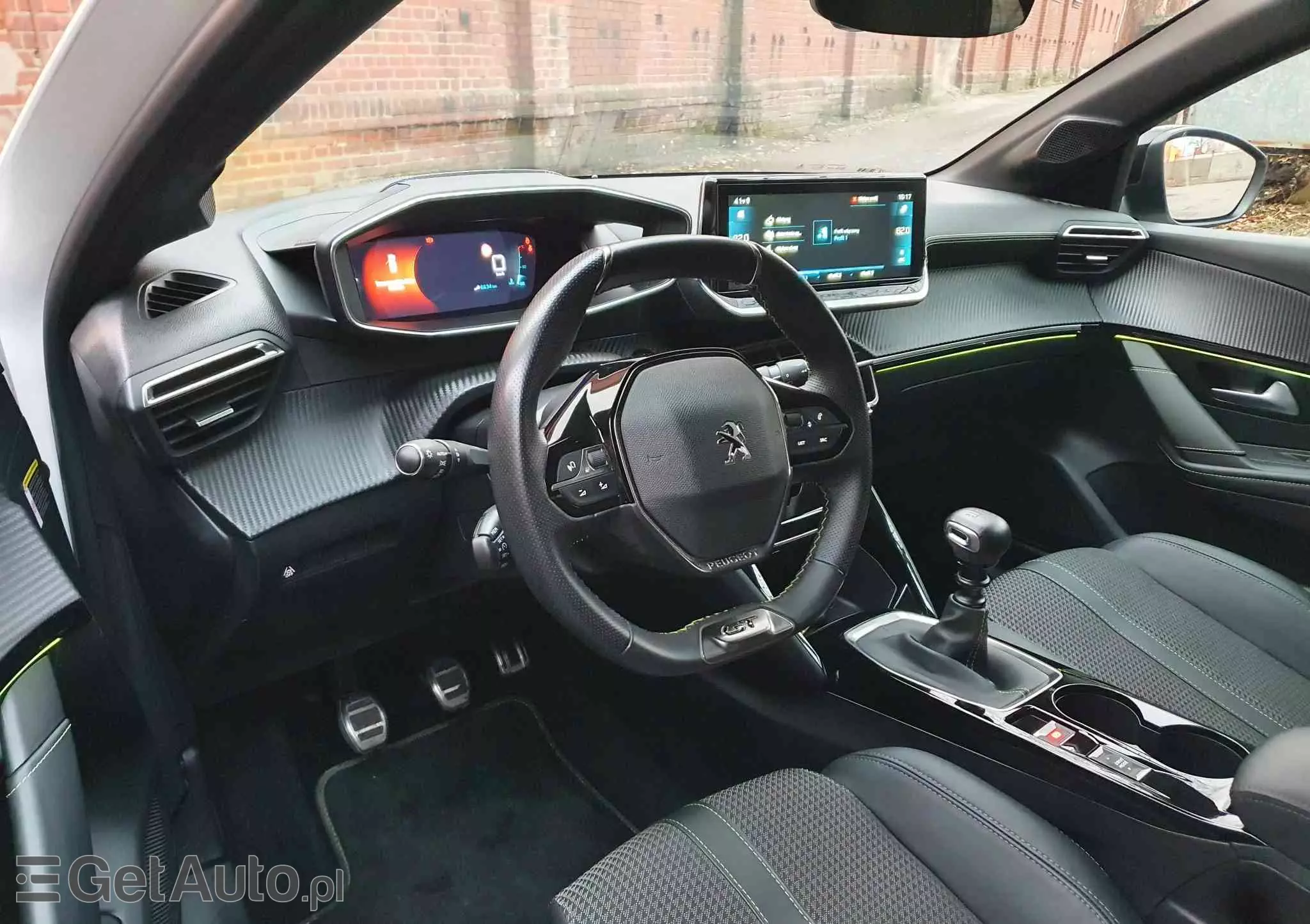 PEUGEOT 208 PureTech 100 GT Pack