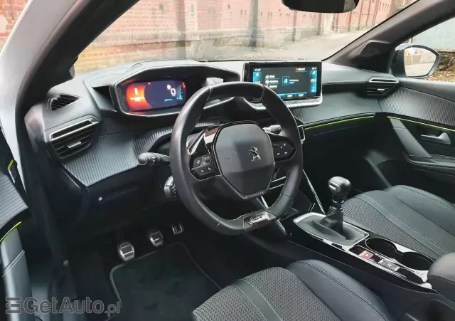 PEUGEOT 208 PureTech 100 GT Pack