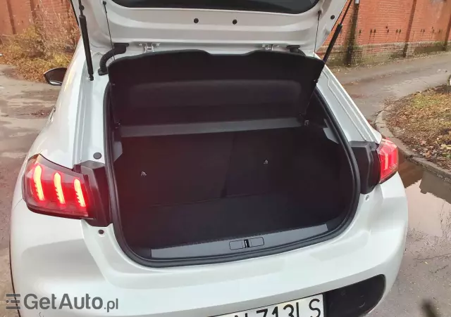 PEUGEOT 208 PureTech 100 GT Pack