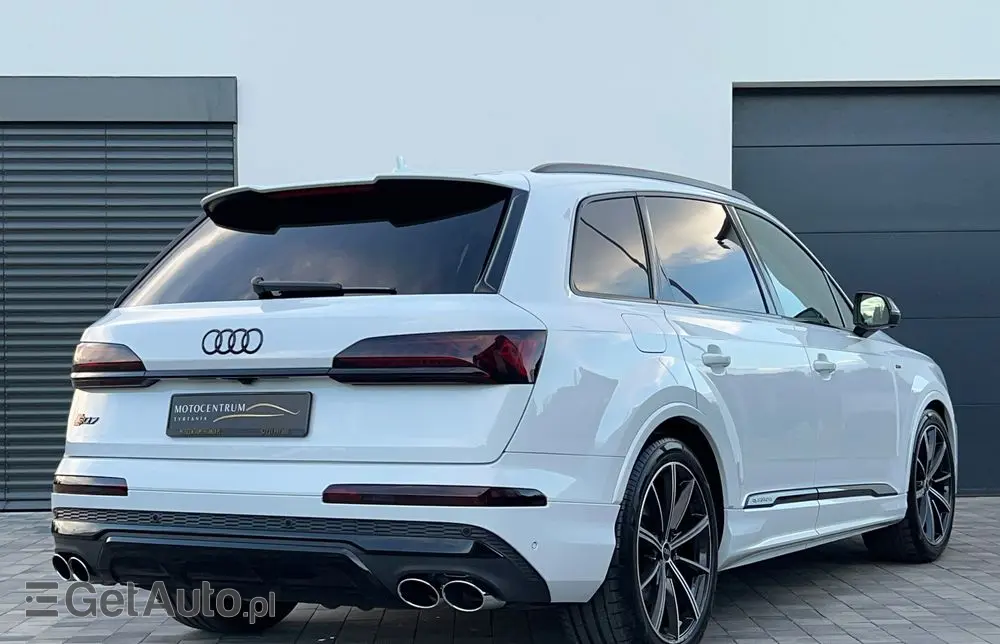 AUDI SQ7 TFSI quattro tiptronic